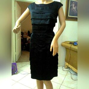 BNWOT 100% SILK Elegant Black Tiered Dress BY DON CASTER PHENOMENAL LAYERING 4